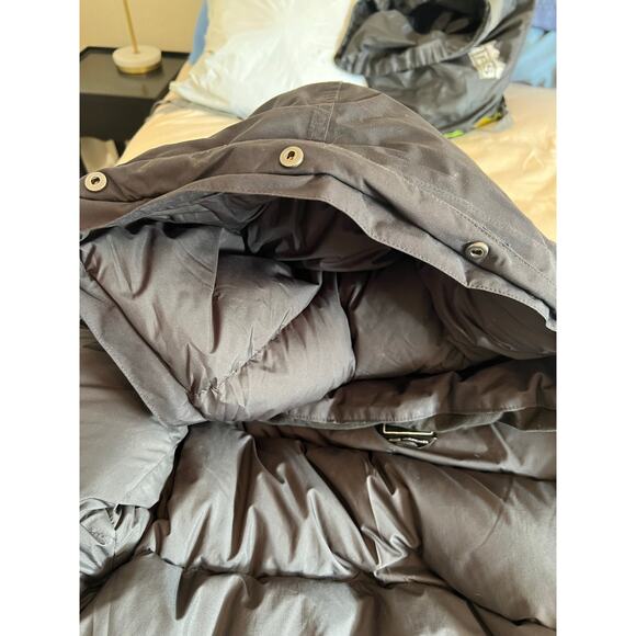 The north face McMurdo down Parka winter heavy jacket black hooded men’s small - Picture 9 of 9